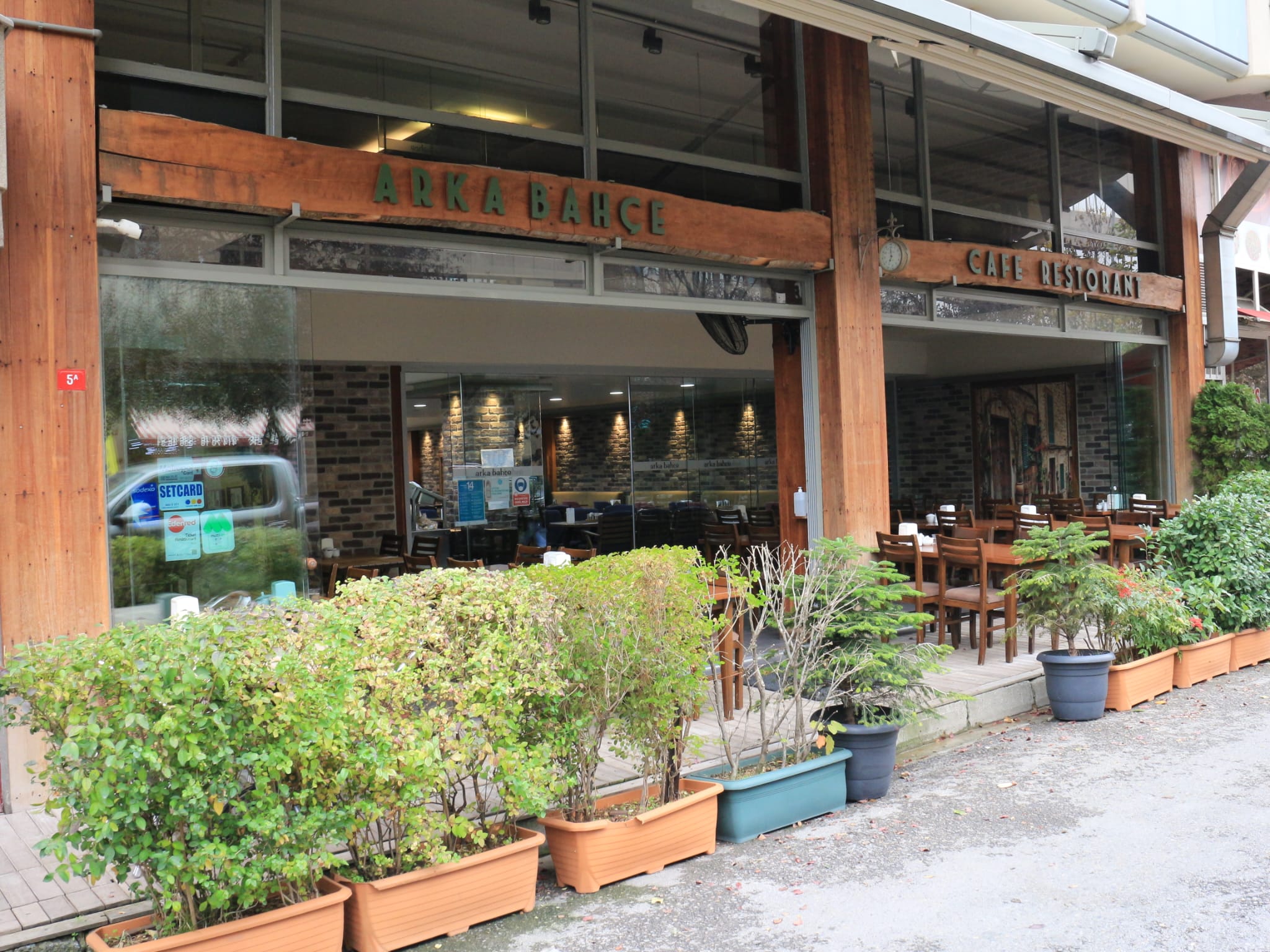 Arkabahçe Cafe Restaurant